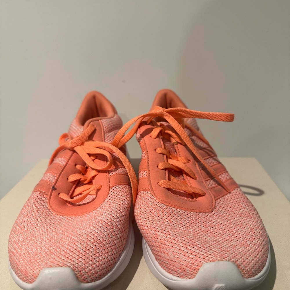 Nike Women's Orange Athletic Sneakers